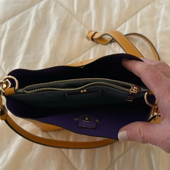 Fun Coach Crossbody Bag - Picture 5 of 5